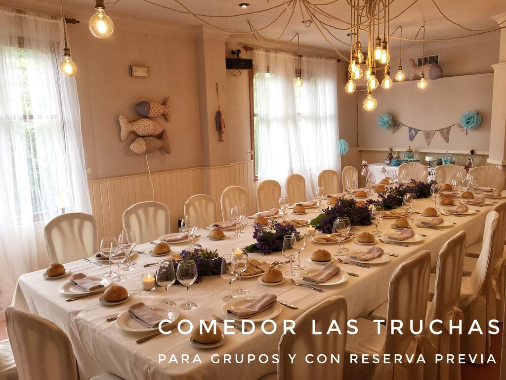 וילה פרנקה דל ביירסו Hostal Restaurante Mendez מראה חיצוני תמונה